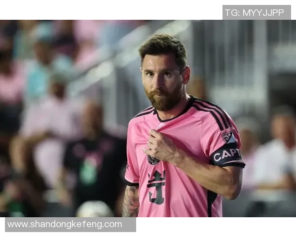 梅西荣归故里大巴黎宣布新决定向球王致敬世俱杯或将迎来惊喜时刻